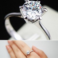 Fashionable Crystal Cast Ring